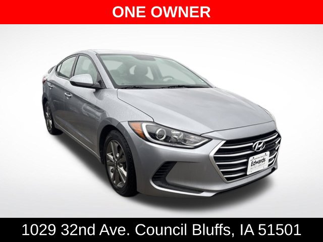Used 2017 Hyundai Elantra SE FWD image 1