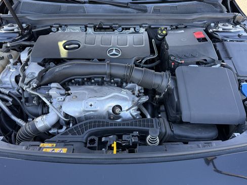 Used 2020 Mercedes-Benz CLA 250 CLA 250 image 32