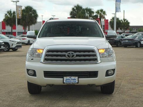 Used 2013 Toyota Sequoia Platinum RWD image 6