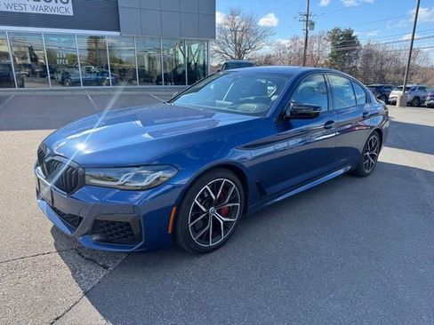 Used 2023 BMW M550i xDrive image 3