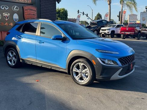 Used 2022 Hyundai Kona SEL w/ Convenience Package FWD image 12