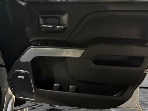 Used 2018 Chevrolet Silverado 3500 LTZ image 13