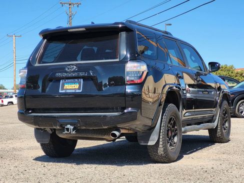 Used 2020 Toyota 4Runner SR5 Premium image 5