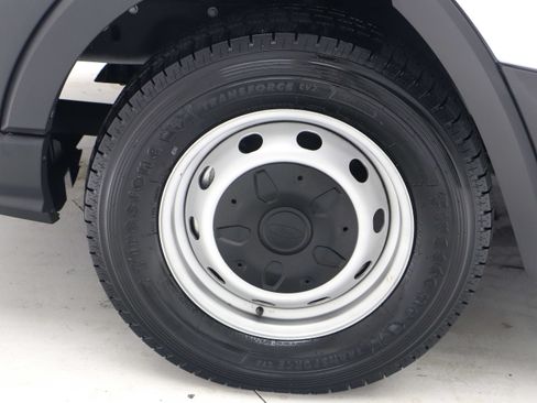 Used 2022 Ford Transit 250 Medium Roof RWD image 27
