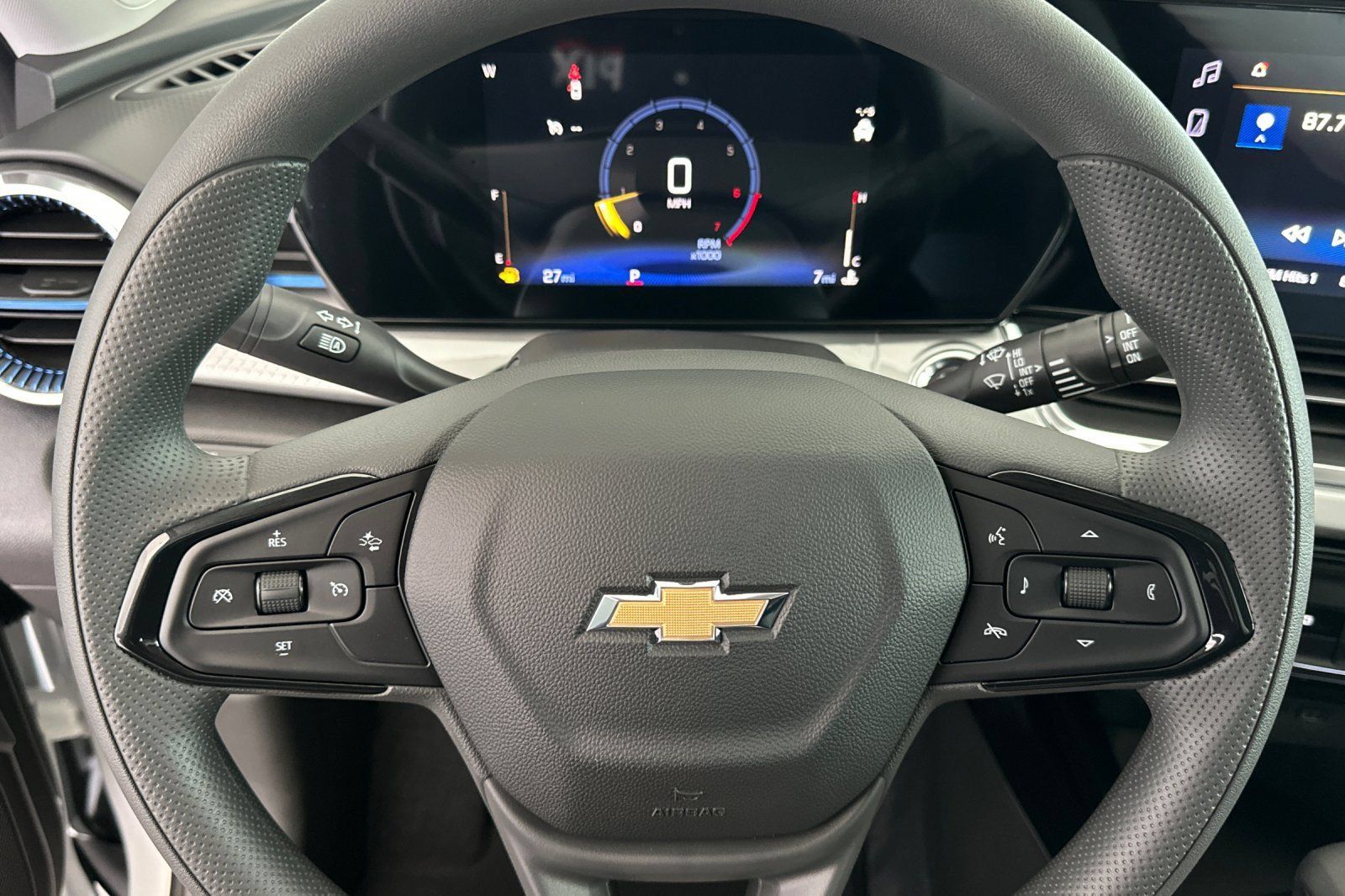 New 2026 Chevrolet Trax LT FWD image 23