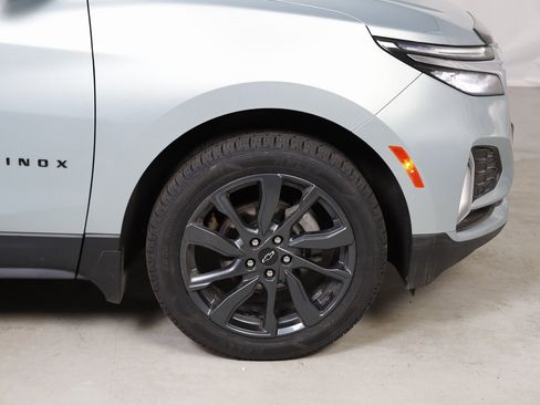 Used 2022 Chevrolet Equinox RS image 5