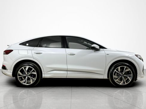 Certified 2023 Audi Q4 e-tron Prestige AWD/4WD image 6