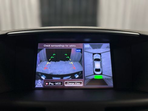 Used 2015 INFINITI Q70 L 5.6 w/ V8 Deluxe Technology Package image 31