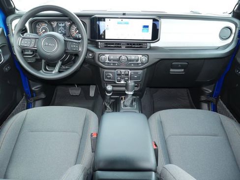 New 2026 Jeep Gladiator Sport AWD/4WD image 5