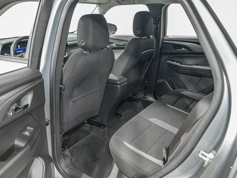 Used 2024 Chevrolet TrailBlazer LT w/ LT Cold Weather Package FWD image 25
