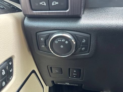 Used 2021 Ford F250 Limited AWD/4WD image 22