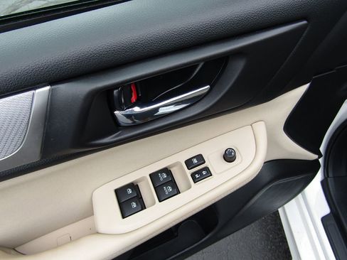 Used 2019 Subaru Legacy 2.5i Premium image 28