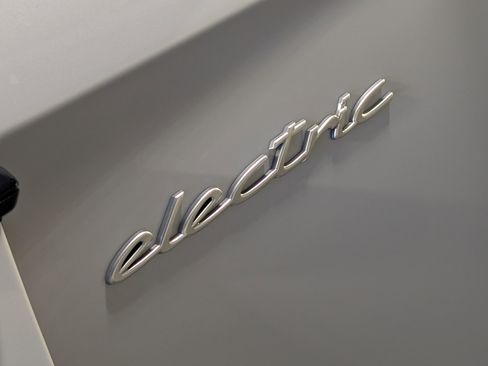 New 2026 Porsche Taycan image 16