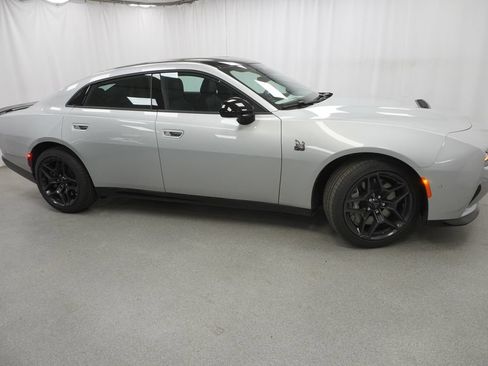New 2026 Dodge Charger Scat Pack w/ Blacktop Package AWD/4WD image 8