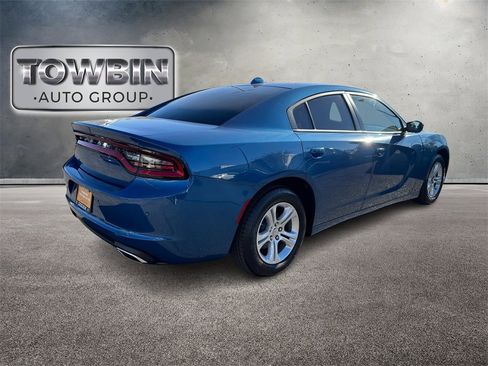 Used 2023 Dodge Charger SXT image 4