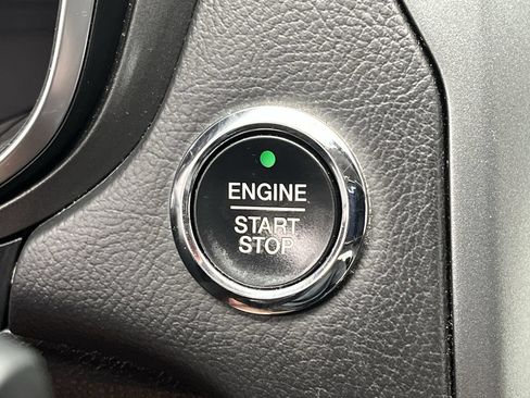 Used 2016 Ford Fusion Titanium FWD image 20