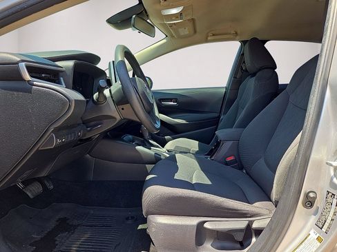 Used 2020 Toyota Corolla LE FWD image 23