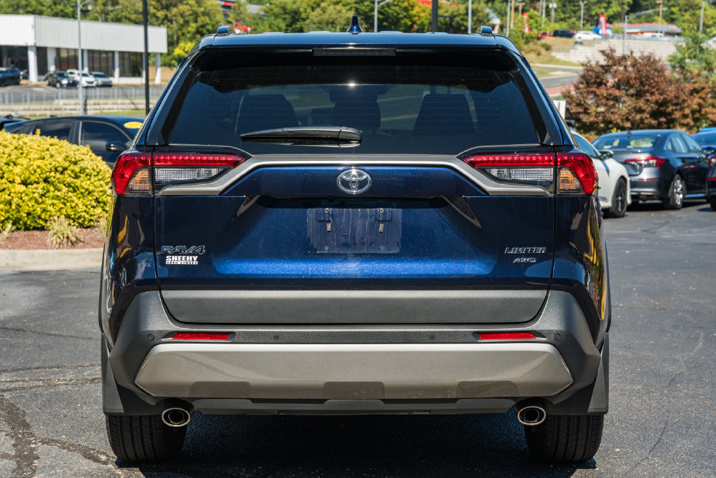 Used 2025 Toyota RAV4 Limited w/ Advanced Technology Package AWD/4WD image 5