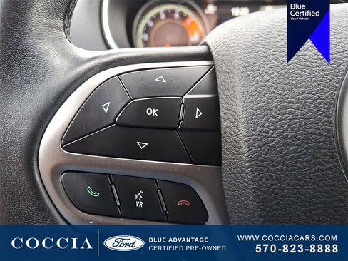 Used 2019 Jeep Cherokee Limited image 22