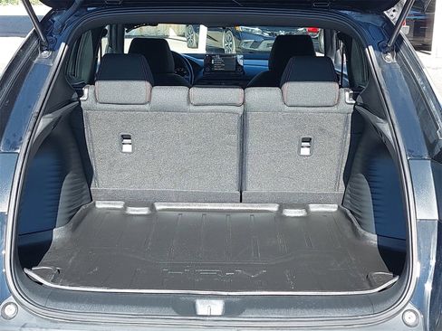 Used 2023 Honda HR-V Sport image 12