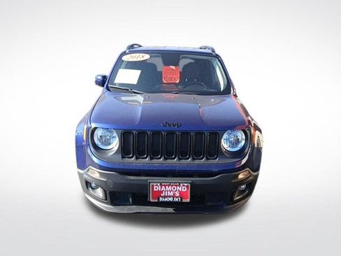 Used 2018 Jeep Renegade Altitude AWD/4WD image 3