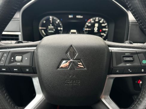 Used 2024 Mitsubishi Outlander Ralliart image 27