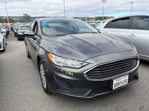 Used 2020 Ford Fusion S FWD image 1