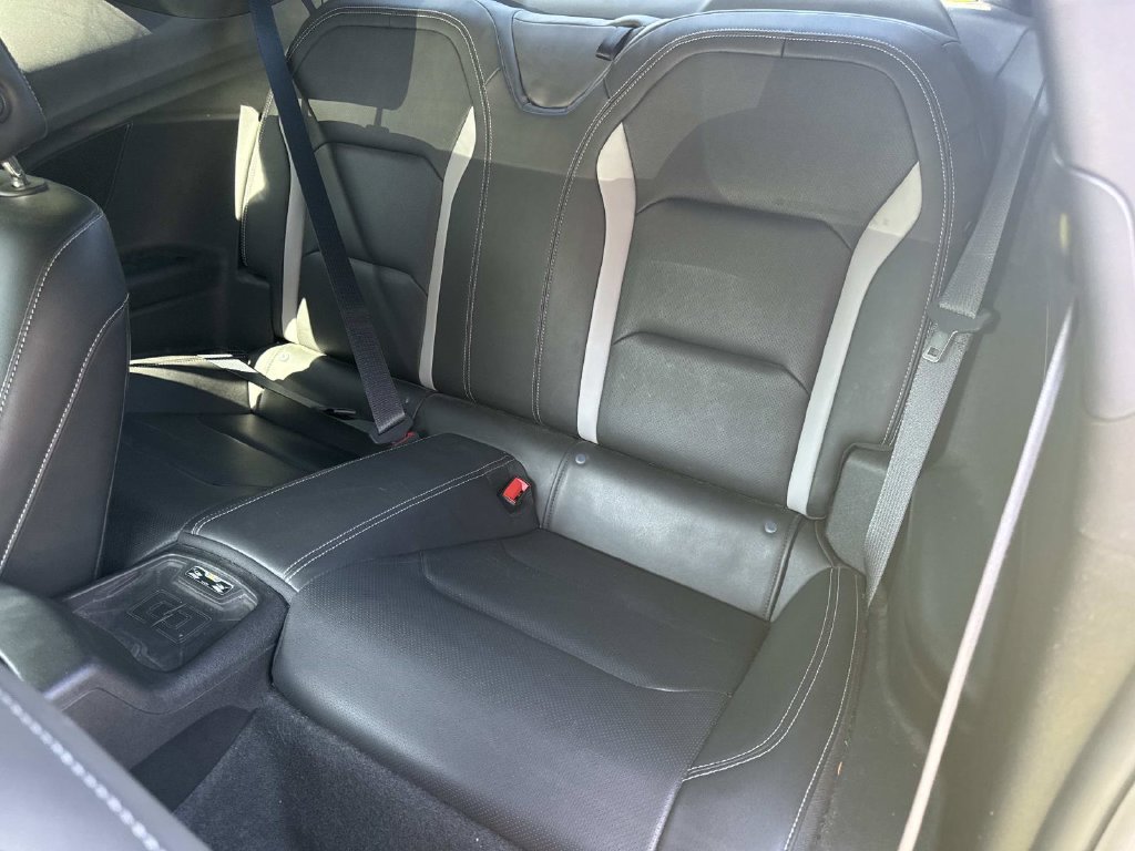 Used 2021 Chevrolet Camaro SS RWD image 16