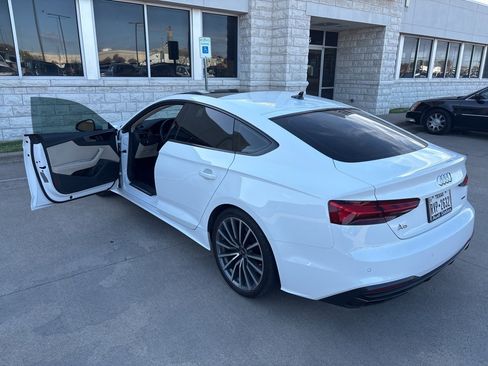 Used 2022 Audi A5 2.0T Premium Plus image 2