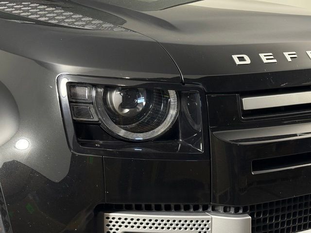 Used 2024 Land Rover Defender 110 S AWD/4WD image 12