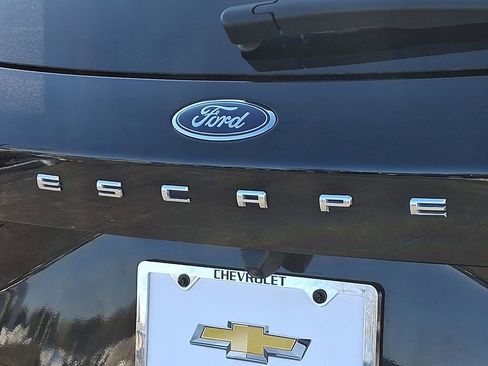 Used 2023 Ford Escape Active image 31