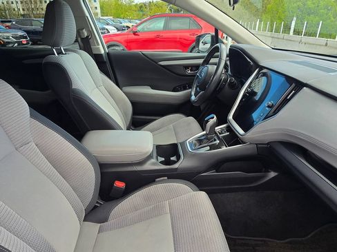 Used 2023 Subaru Outback Premium AWD/4WD image 10