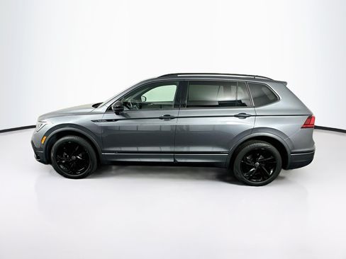Used 2023 Volkswagen Tiguan SE R-Line FWD image 4