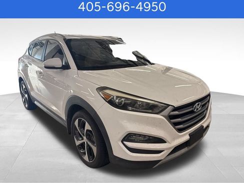 Used 2017 Hyundai Tucson Sport w/ Cargo Package AWD/4WD image 2