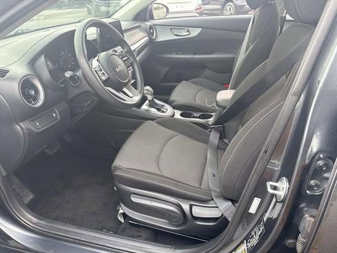 Used 2024 Kia Forte LXS FWD image 16