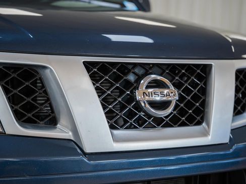 Used 2021 Nissan Frontier PRO-4X w/ Pro-4x Utility Package AWD/4WD image 14