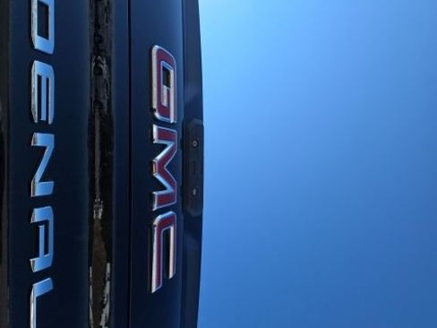 Used 2022 GMC Sierra 1500 Denali image 10