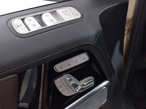 Used 2023 Mercedes-Benz G 550 image 11