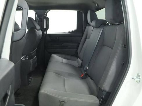 Used 2025 Toyota Tacoma SR5 AWD/4WD image 31