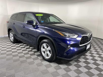Used 2022 Toyota Highlander LE