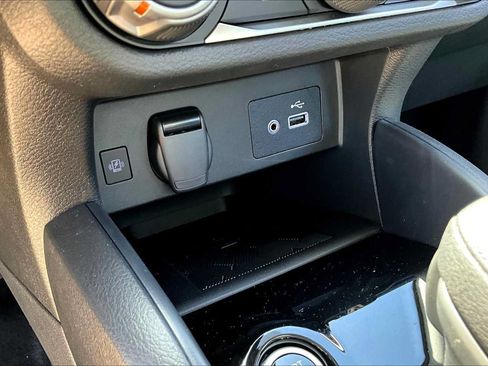 Used 2025 Nissan Versa SV w/ Trunk Package FWD image 14