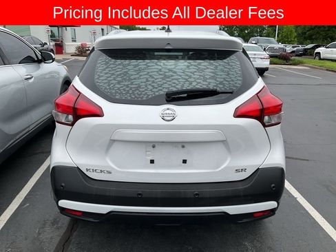 Used 2020 Nissan Kicks SR FWD image 6
