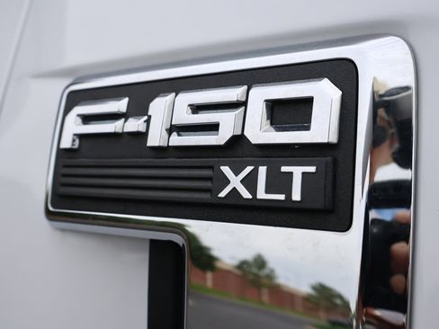Used 2025 Ford F150 XLT w/ Equipment Group 301A Standard RWD image 5
