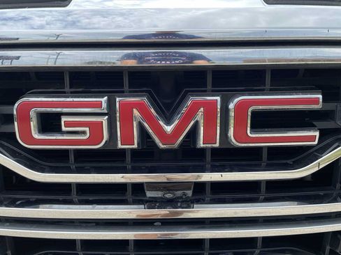 Used 2024 GMC Sierra 1500 SLT w/ SLT Premium Plus Package AWD/4WD image 30