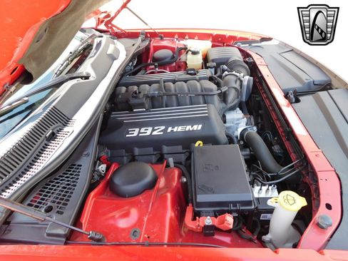 Used 2011 Dodge Challenger SRT8 image 17