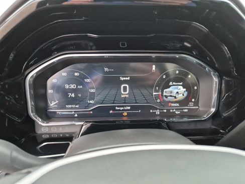 Used 2024 GMC Sierra 1500 Elevation image 37