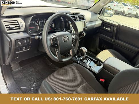 Used 2024 Toyota 4Runner TRD Off-Road AWD/4WD image 30