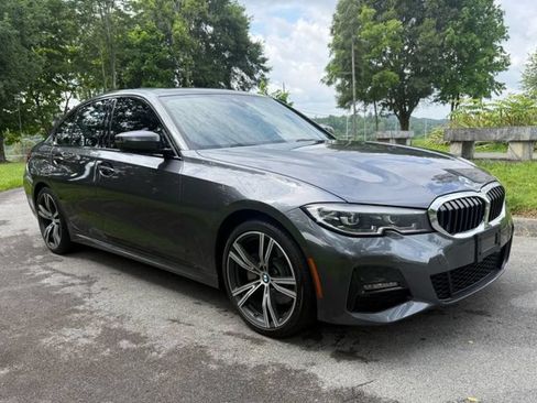 Used 2020 BMW 330i xDrive Sedan w/ M Sport Package AWD/4WD image 3