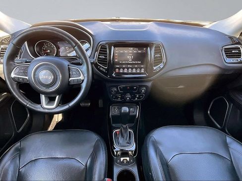 Used 2019 Jeep Compass Limited FWD image 9