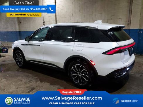 Used 2025 Lincoln Nautilus Premier w/ Equipment Group 102A image 3